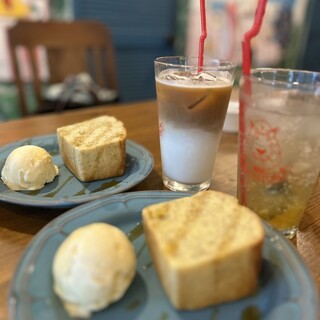 LION KITCHEN_0