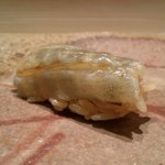 すし匠 - エンガワ握り・・・。