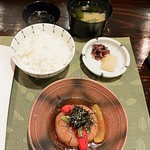 和食しん堀 - 煮物とご飯・香の物・汁物