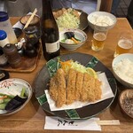 とん太 - 特ロースかつ定食
