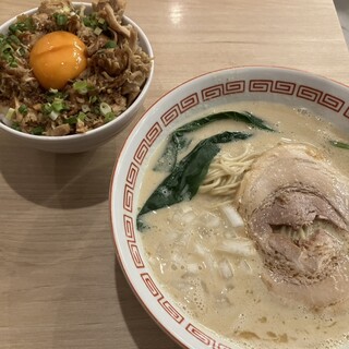 濃厚鶏白湯拉麺いし田_1