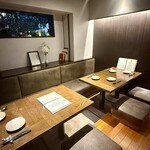 韓国旬菜ハル - 小さいながらも落ち着いて清潔感のある店内