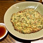 韓国旬菜ハル - えごまと白髭ねぎのチヂミ