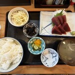 良美家 - 料理写真:鮪赤身定食