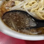 ラーメン二郎 - スープ