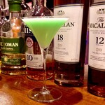 Bar 宵 - ミントの爽やかさとココナッツ香るグラスホッパーもありました♫