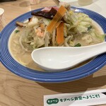 リンガーハット - 料理写真: