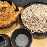 小諸そば - 料理写真:満腹御膳・そば1.5倍(790円)二枚盛り(40円)
