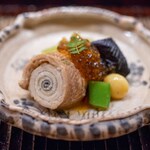 鎌倉 北じま - 2026.6 穴子鳴門巻き 銀杏 茄子 冬瓜 赤蒟蒻 スナップエンドウ 黄味酢 穴子出汁の煮凝り