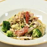 地中海ダイニング Poseidon - 金目鯛とブロッコリーのグレモラータソースのパスタ