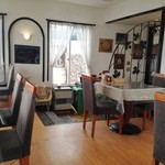 ピッツェリア 薪と石 - 店内(1階)