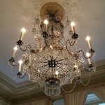 DEMEL - シャンデリアもいちいち豪華ｗ