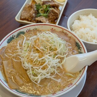 ラーメン魁力屋_0