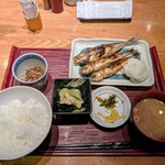 御苑　炉庵