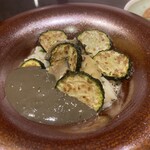 TOVILA osteria - 6時間低音調理したサザエと肝のソース
イタリアのカルナローリー米とズッキーニのリゾット