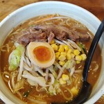 ｓｏｙ屋！ - 料理写真:SOY屋味噌ラーメン。味噌が濃い！他の人も言ってたけど熟成感強めな感じ