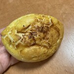 エブリパン - 韓国風かりかりカレーパン（中辛）320円