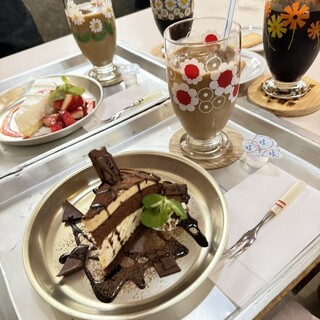 カフェ・レスト・シャトー_0