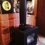 パーラー江古田 - ストーブあります。