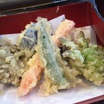 丸屋 - Mar, 2015　細魚天の野菜部門　なんと蕗の薹付き！