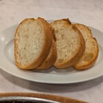 オリーブの丘  - パンです
