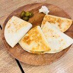 EN-TACOS タコス酒場 - ケサディーヤ