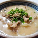 名產白肉烏冬面900日元