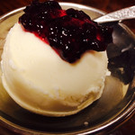 吉兆寿司 - 締めのアイスクリーム