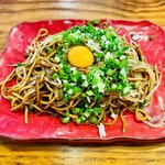 バソキ屋 - 料理写真:オーダーから8分程で提供。ソースのいい匂いが漂いお皿は熱熱。豚肉はかなり細かくカットされてる。