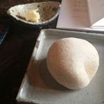 クワランカ カフェ - 自家製パン