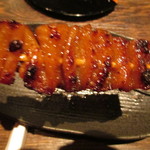 炭焼地鶏 まくら - 黒皮