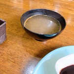KALYE - スープ。フィリピンのシニガン。