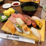 回転寿司 やまと - おまかせ握りみそ汁付き＋だし巻き玉子
