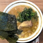 家系ラーメン王道家直伝 との丸家 - 