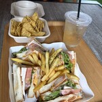 CAFE & RESTAURANT ARMANDO - 