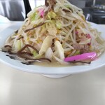 佐賀軒ちゃんぽん - 山盛り具材！