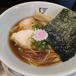 中華そば 千里 - 料理写真:鶏の中華そば（醤油） ¥980