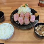 とんかつみつくら - 料理写真: