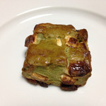 ゴントラン シェリエ - 抹茶とホワイトチョコのスコーン(230円）