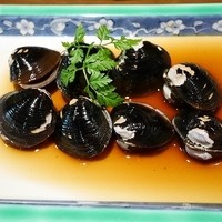 割烹 川田 - 活きた蜆の紹興酒漬け