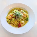 The Olive Cafe - エビとアボカドのジェノベーゼパスタ