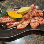 モランボン - 料理写真:飛騨牛カルビ