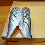 千元寿司 - コハダ。