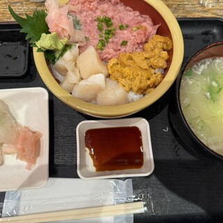 タカマル鮮魚店_0