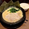 家系ラーメン 頂㐂家 堺筋本町店