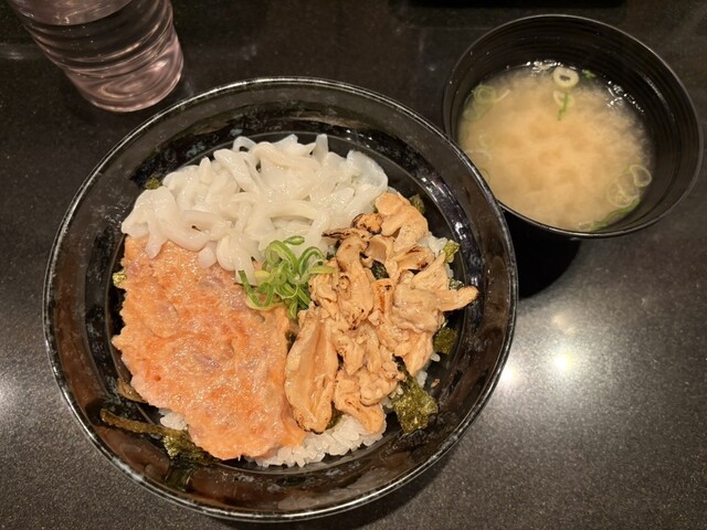 Wakasa Ya Nankai namba ten - Namba/Kaisen-don (Seafood bowl) | Tabelog