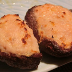 ワインバー フレンド書房 - しいたけの肉詰　190円。