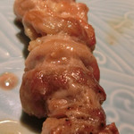 ワインバー フレンド書房 - せせり　210円。