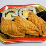 イオンモール - 料理写真:いなりとサラダ巻きセット298円