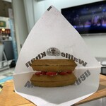 ワッフルカーン - 料理写真:■ヌテラストロベリーHALF¥680